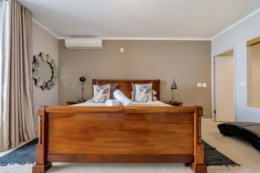 To Let 3 Bedroom Property for Rent in Camps Bay Western Cape